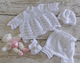 EARLY BABY 3-5LB WHITE HAND CROCHET KNITTED SHOES BOOTEES REBORN PREM BABY GIFT