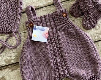 Hand Knitted Baby Set. Newborn Baby Romper, Hat & Booties. New Baby Gift.  Reborn Baby Outfit. Baby Girls Clothes. Newborn Knitwear