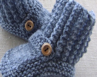 Baby Booties Knitting Pattern, pdf download for unisex baby shoes, socks, Quick Knit Bootees by Precious Newborn Knits.