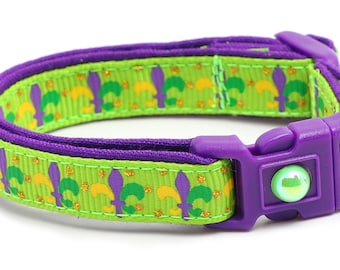 Mardi Gras Cat Collar - Fleur De Lys on Green - Breakaway Cat Collar - Kitten or Large size B7D272