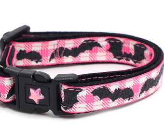 Collar de gato de Halloween - Murciélagos brillantes en cuadros rosados - Gatito o tamaño grande - Collar de gato de Halloween B138D137