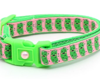 pickle cat collar