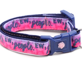 Collare per gatti divertente - Eww, Persone su rosa e viola - Piccolo gatto / gattino Taglia o Taglia grande B15D116