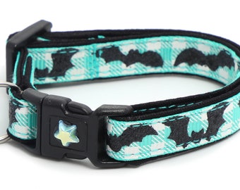 Collare Gatto Halloween - Pipistrelli Glitter su Plaid Aqua - Gattino o Taglia Grande - Collare Gatto Halloween B123D137