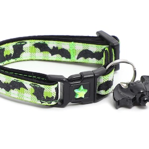 Halloween Cat Collar - Glitter Bats on Green Plaid - Kitten or Large Size - Halloween Cat Collar B68D137