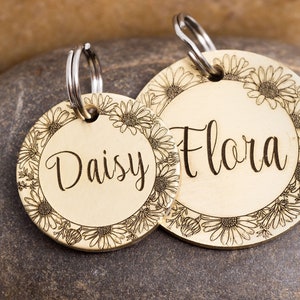 Etiqueta de identificación de mascota de flor grabada - Etiqueta de nombre de mascota floral - Etiqueta de identificación de gato y perro Daisy - Etiqueta de mascota vernal