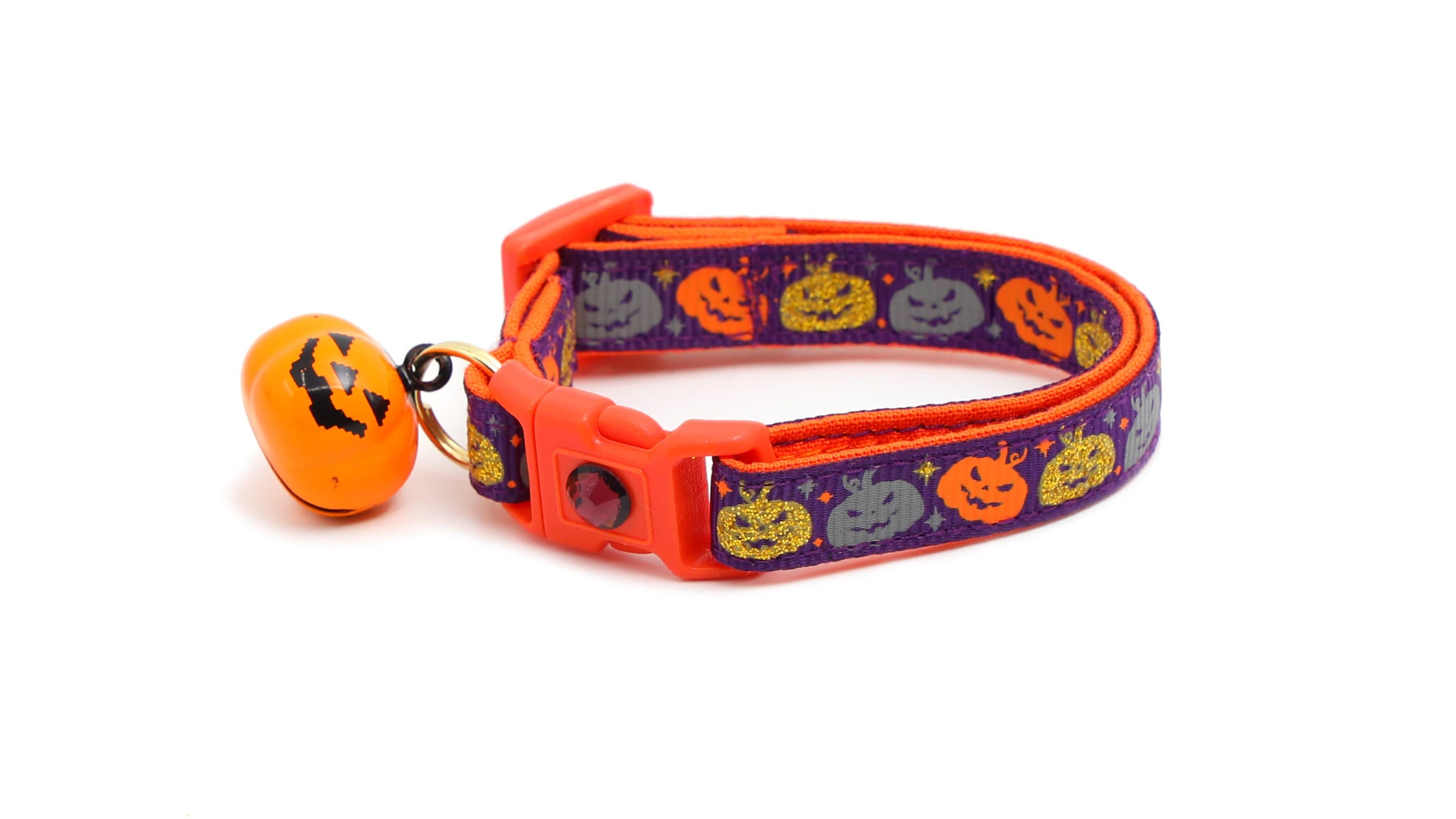 spooky cat collar