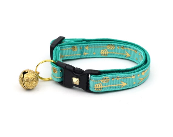 turquoise cat collar