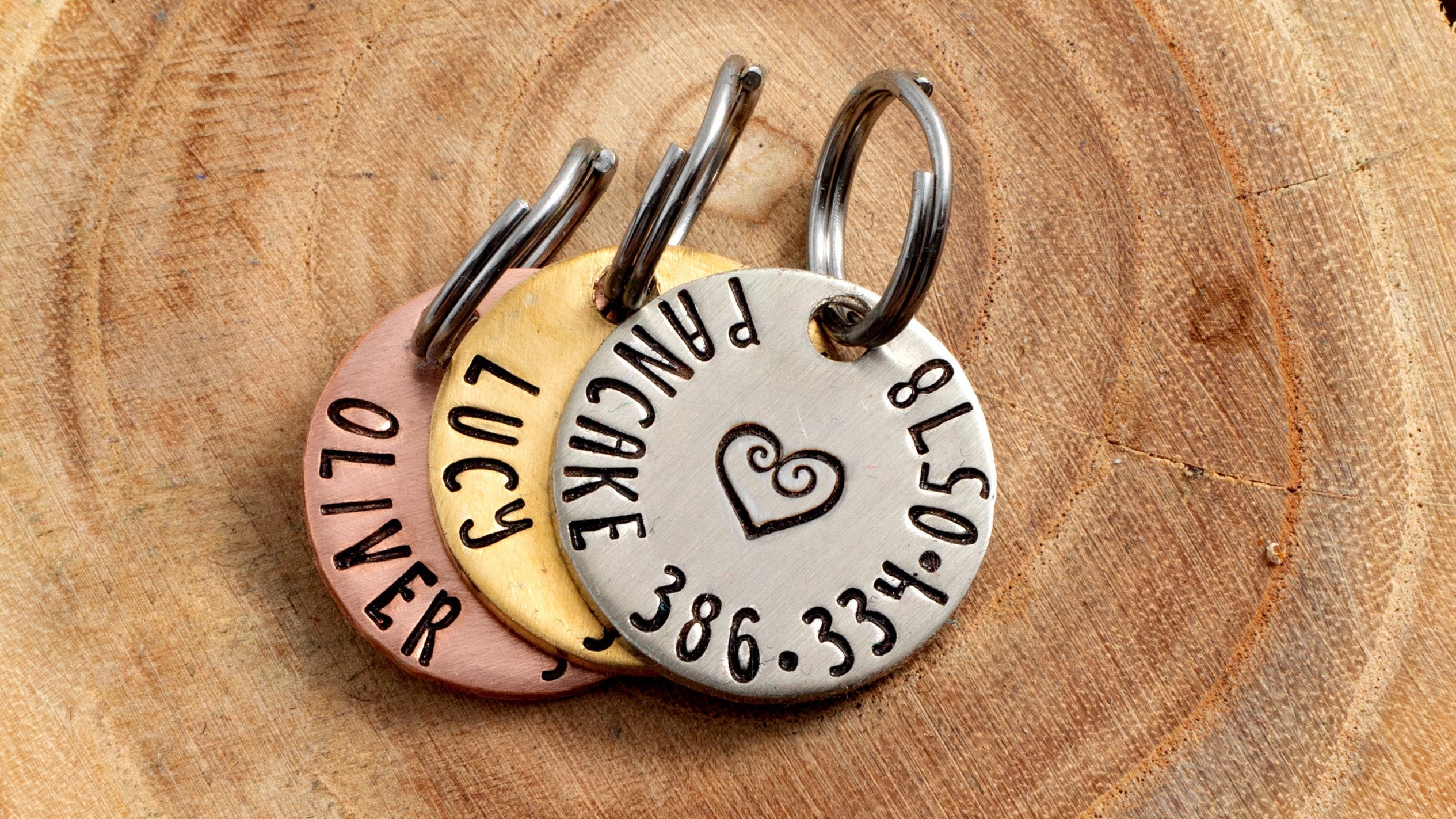 ペットIDタグ | 「ランス」 - ウッドランド パップ、ベイビー ウルフ ウィンター ドッグタグ、両面 - Etsy 日本 卸売 100 個彫刻可能なステンレス鋼のペットタグ銘板ブランクラウンド犬タグペンダントペットステンレス鋼 ID タグ銘板ペット DI