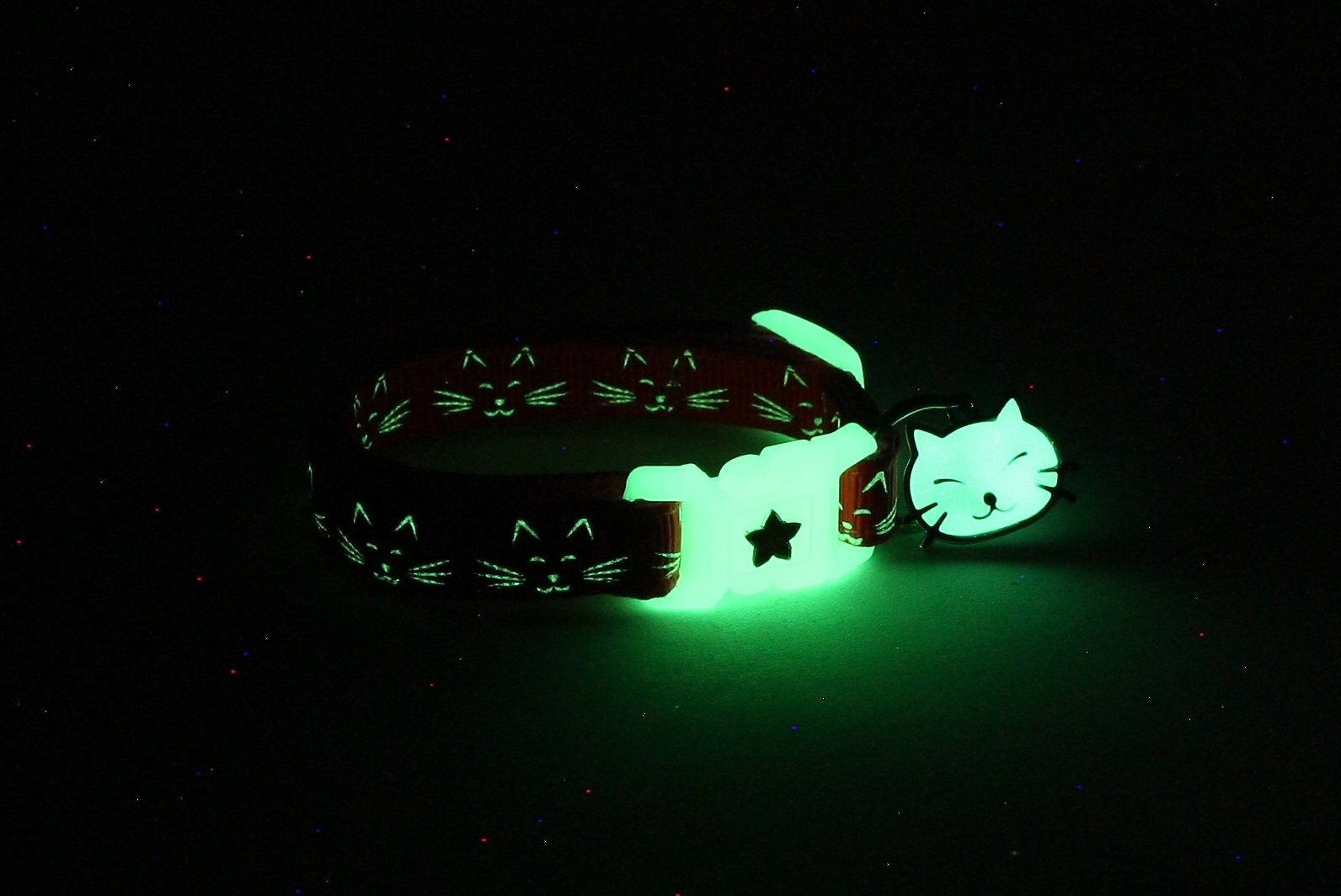 glow in the dark cat collar