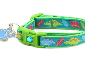 Dinosaur Cat Collar - Triceratops on Teal - Breakaway- Safety - B6D287