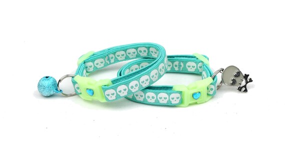 Charm and Bell Breakaway Pugs2Persians Glow in The Dark Skulls on Black Safety