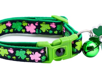 St. Patrick's Day Cat Collar - Bitty Shamrocks on Black - Breakaway Safety - B4D207