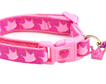 Crown Cat Collar - Pink Crowns on Pink - Breakaway Safety - B104D121