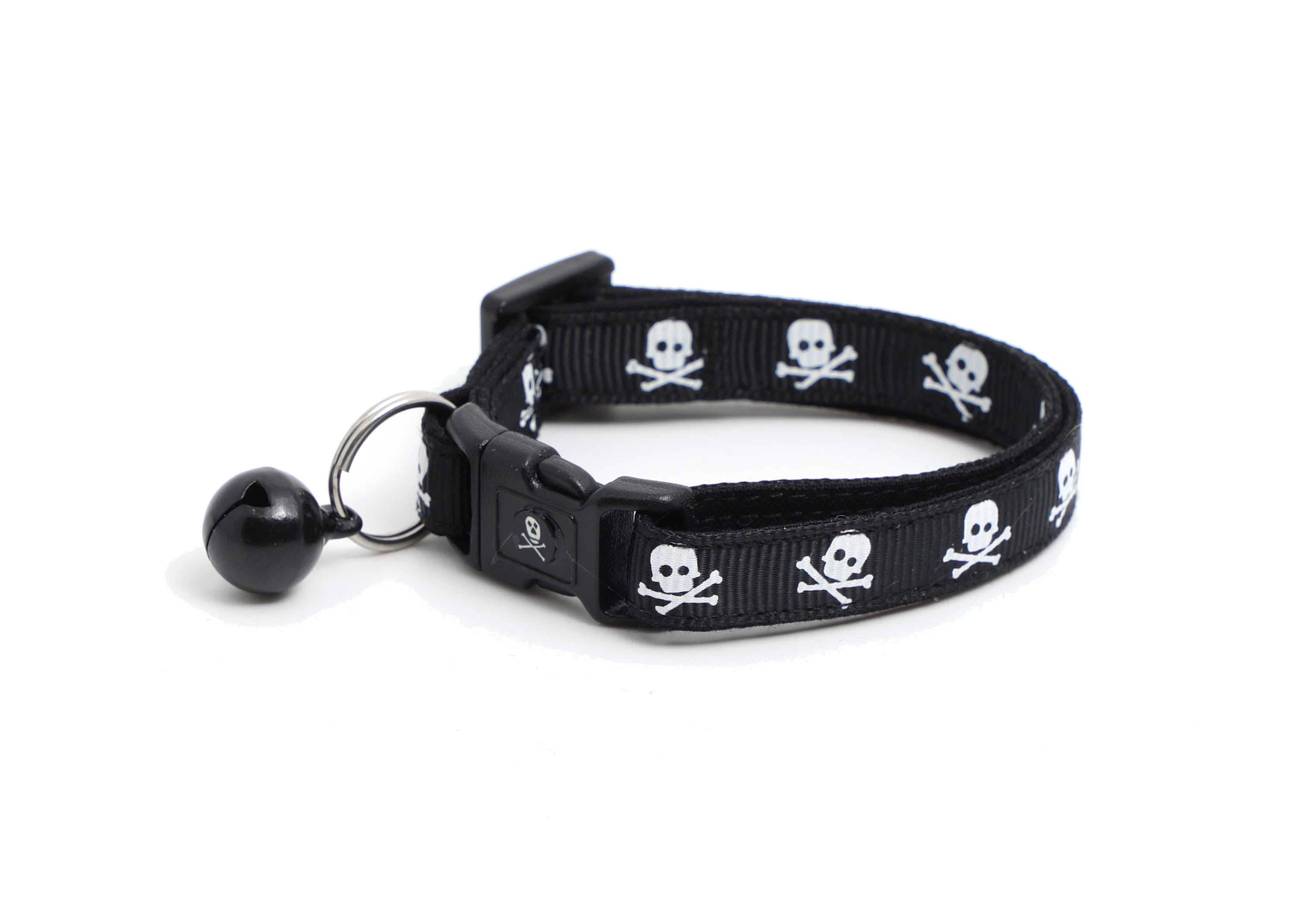 skull cat collar
