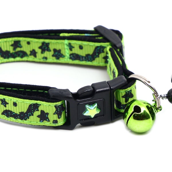 Halloween Cat Collar - Spooky Bats and Stars on Green - Breakaway Safety - B59D137