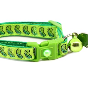 Pickle Cat Collar - Pickles on Green - Breakaway Safety - B81D56