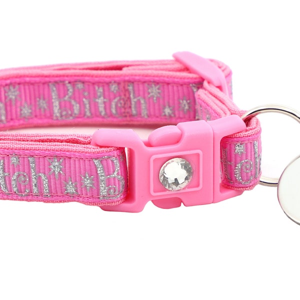 Sassy Kattenhalsband - Zilver Bitch op Roze - Breakaway Safety - B38D14