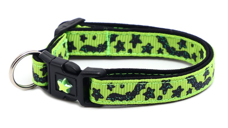 Halloween Cat Collar Spooky Bats and Stars on Green Breakaway Safety B59D137 None