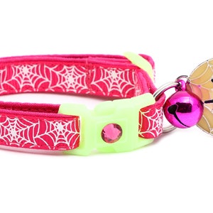 Spider Cat Collar - Glowing Spiderwebs on Pink - Breakaway Safety - Glow in the Dark B26D86