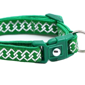 Celtic Knot Cat Collar - Silver Knots on Green - Breakaway Safety - B84D270