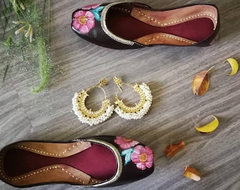 Hand Painted Leather Khussa