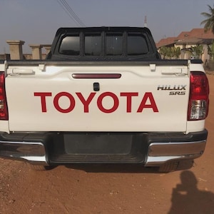 Passend für BMW Hilux Hinten Heckklappe Aufkleber Hilux Grafiken Beliebige Farbe Aufkleber