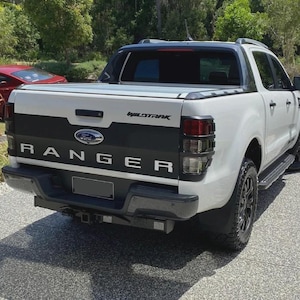 Passar Ford Ranger halv baklucka bak, grafikdekaler alla årsmodeller