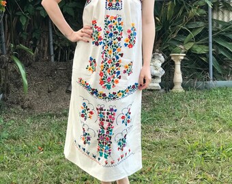 Handmade Vintage Mexican Embroidered Dress