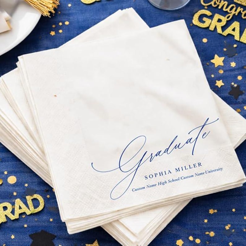 Graduation Napkins Class of 2026, Cocktail Party Decor bild 2