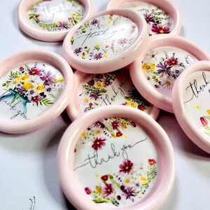 Adesivi con sigillo di ceralacca. "Thank You". Grazie. Sigilli per le feste, matrimoni, inviti, diari, regali, disegni floreali.