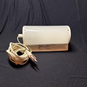 White wall lamp, Ikea Smyg, Scandinavian style, extra long cord 330 cm
