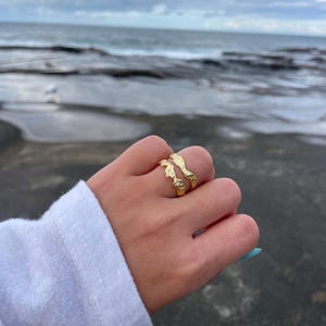 Folded Flow 925 Silver Open Ring – Minimalist Double-Layer Texture Design | MareDoro