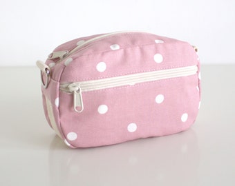 Ready to ship, Fanny pack in pink polka dot, Crossbody hip bag with shabby chic style, Can be worn in multiple ways, Handmade in UK