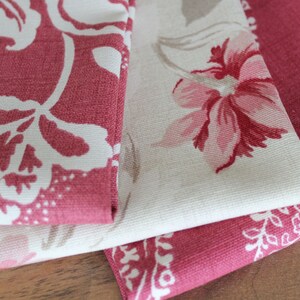 Mix and Match Tea Towel Set of 3 or 4, Shabby Chic Raspberry and White ...