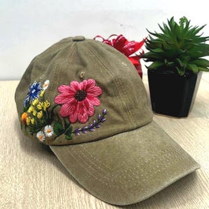 Hand Embroidered Wildflower Baseball Cap, Beige Floral Dad Hat with Colorful Embroidery, Botanical Embroidered, Nature Lover Gift Floral Hat