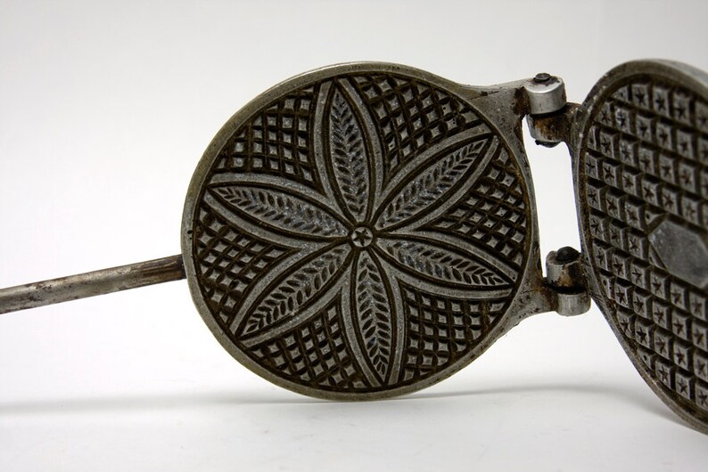 Vintage C Palmer Stove Top Pizzelle Iron Etsy