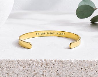 Pulsera "Nadie lucha solo", regalo para la mejor amiga, regalo para una persona que lucha contra el cáncer, regalo de apoyo, pulsera con mensaje secreto, joyería con significado.