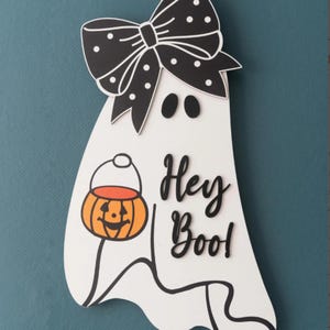 Cute Halloween Porch Welcome Sign, Wooden Ghost Door Hanger Boo Y’all Sign, Rustic Fall Front Door Wreath Ghost Wall Decoration
