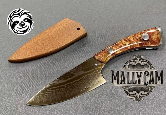 Handmade Forged full tang Damascus VG-10 Knife, resin scales