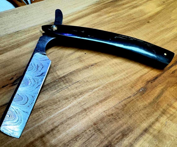 Handmade Jakob's Damascus Steel Folding Razor with Buffalo Horn Handle