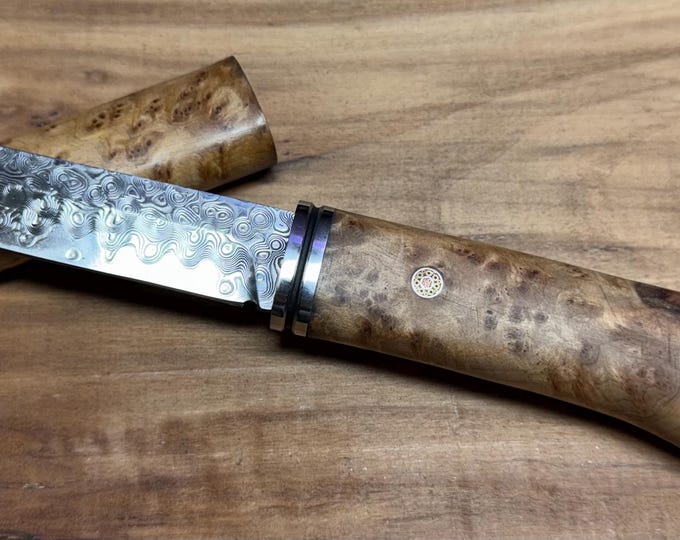 Hand Forged full tang Damascus VG-10 Knife, White oak Burl  Handle