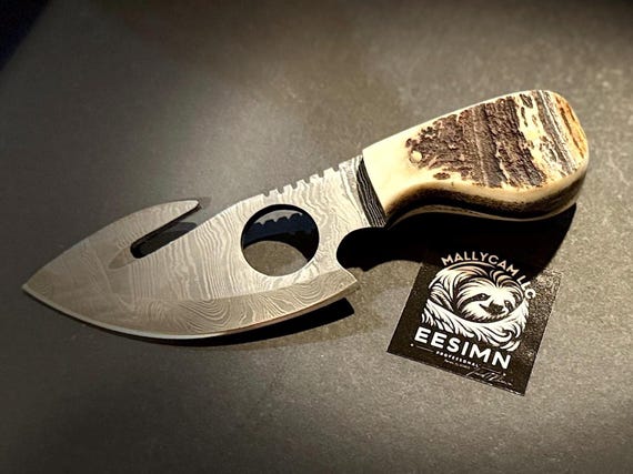 Handmade Damascus Steel Skinner Knife, Deer Antler Handle