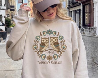 Vintage Owl Sweatshirt: Retro Floral Barn Owl Pullover
