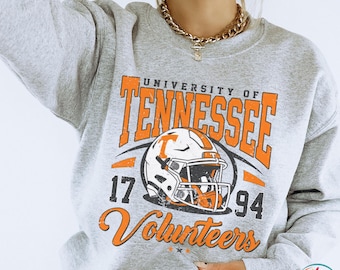 Tennessee Sweatshirt, Tennessee Graphic Tee, Tennessee T-shirts, Tennessee Travel Gift, Retro College Football Game Day Tee