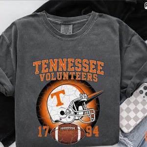 Comfort Colors® Tennessee Football T-shirt, Tennessee Graphic Tee, Sport Shirts, Tennessee T-shirt Tennessee Travel Gift, Tennessee Game Day