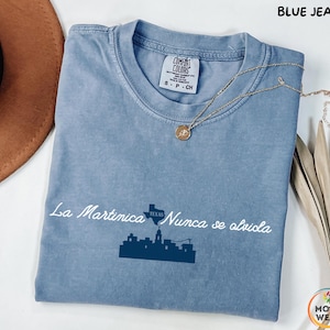 Comfort Colors® Texas Strong Flood シャツ、Hill Country Strong Tシャツ、Texas Floods Victim Tシャツ、Pray for Texas Tee Camp Mystic Flood シャツ