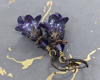 Purple earrings, purple flower earrings, lucite flower earrings
