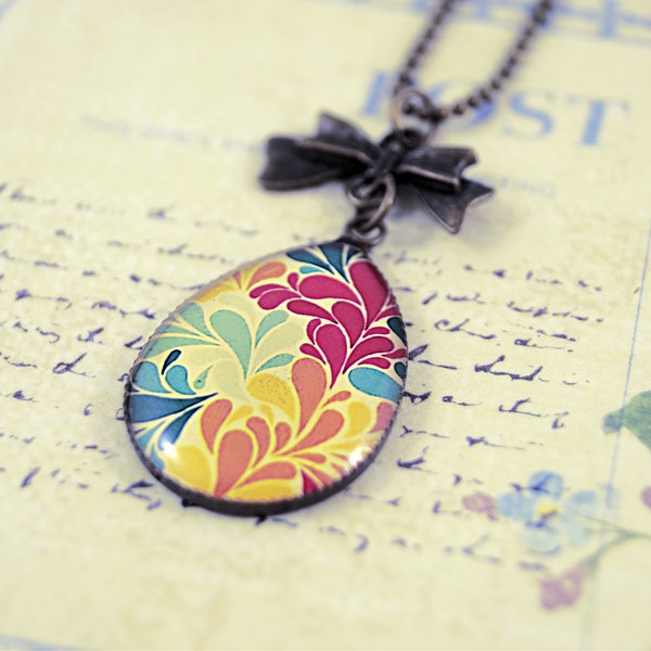 Cabochons Necklace in Multicolor