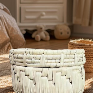 Handmade Round Rattan Basket with Lid – Woven Storage Box – Natural Home Decor